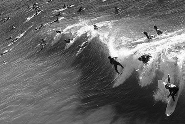 wright-micah-memorial-paddle-out-in-remembrance-for-professional-surfer-andy-irons-huntington-beach-usa